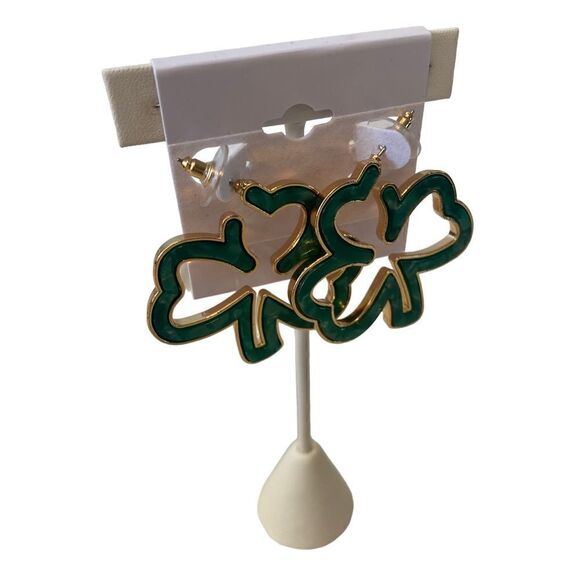 Marbled Green & Gold Shamrock Posts. - Picture 2 of 6